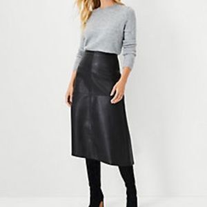 Ann Taylor black leather skirt - size 4 NEW